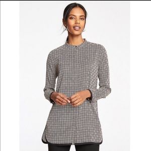 Ann Taylor Geo Tipped Tunic Blouse